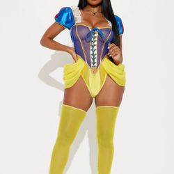 Fashion Nova Snow White Costume 
