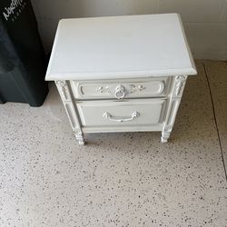 Vintage nite stand