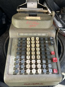 Old School Cashier Of Some Sort