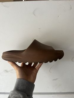 Yeezy slide flax 10M