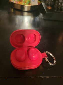 Pink ear buds đź’•