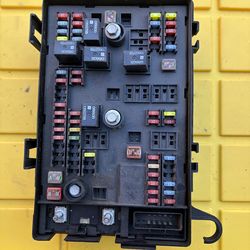 2015 Chevy express 6.0 fuse box part