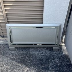 Kid’s Twin Bedhead