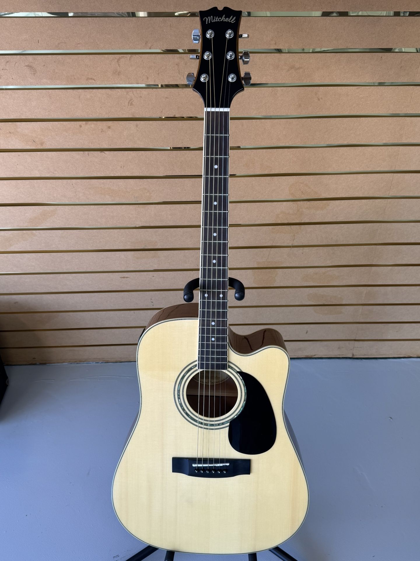 Mitchell D120SCE Acoustic-Electric Guitar Natural