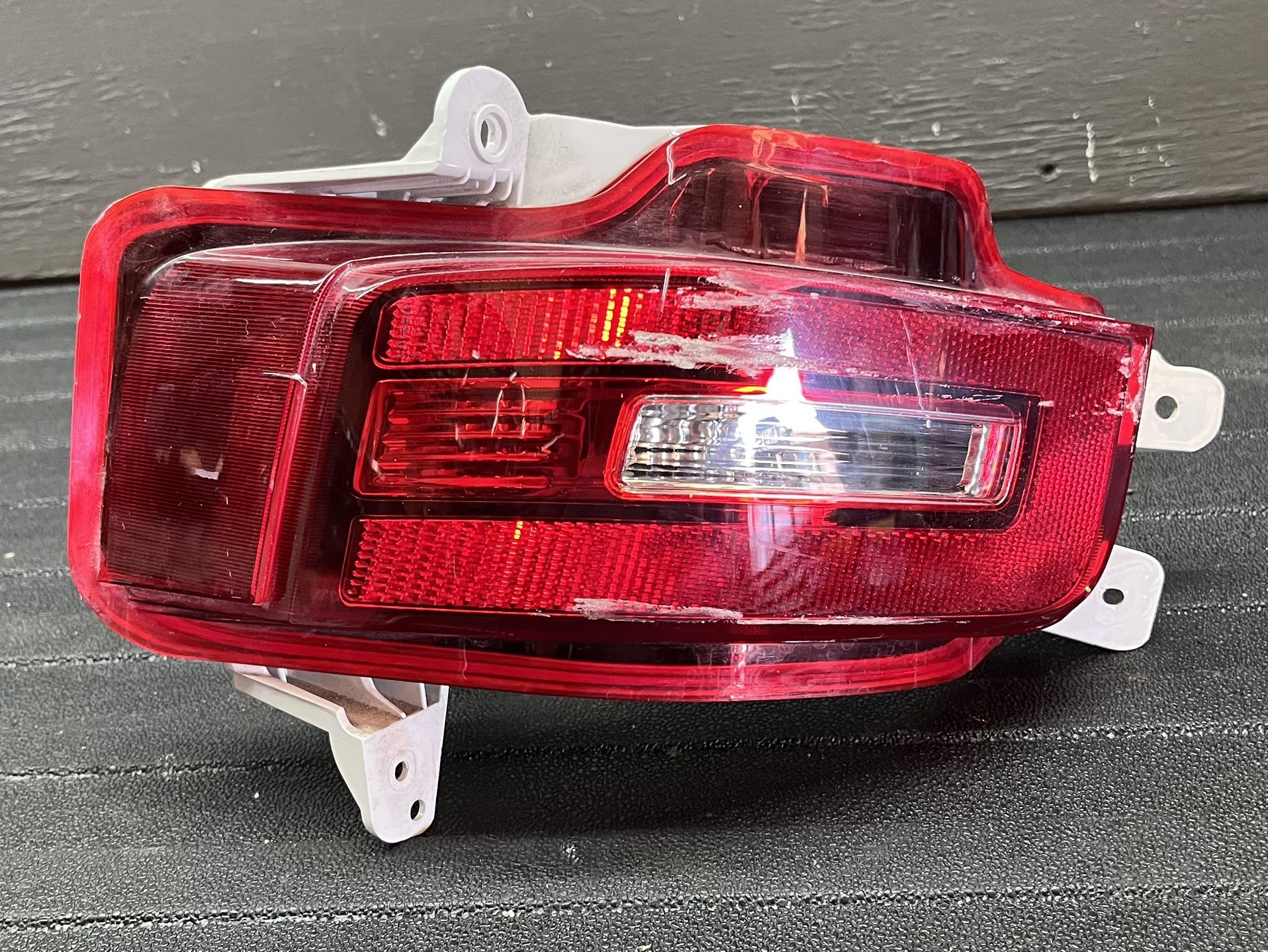 2020to2022 Hyundai palisade Light Reflector 