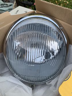 VW Bug Hella Headlamps NOS