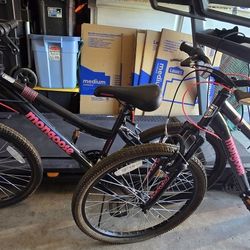 Girls Mongoose  7 Speed With Pink L.e.d. Under Lights