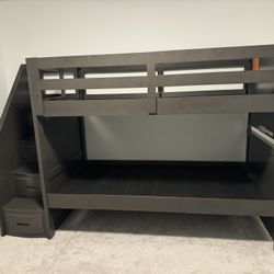 Twin/Twin Bunk Bed With Storage