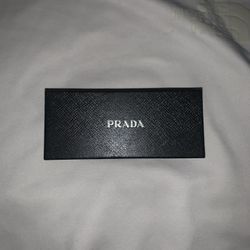 Authentic Prada 17WSF Women’s Sunglasses — Excellent Condition + Case