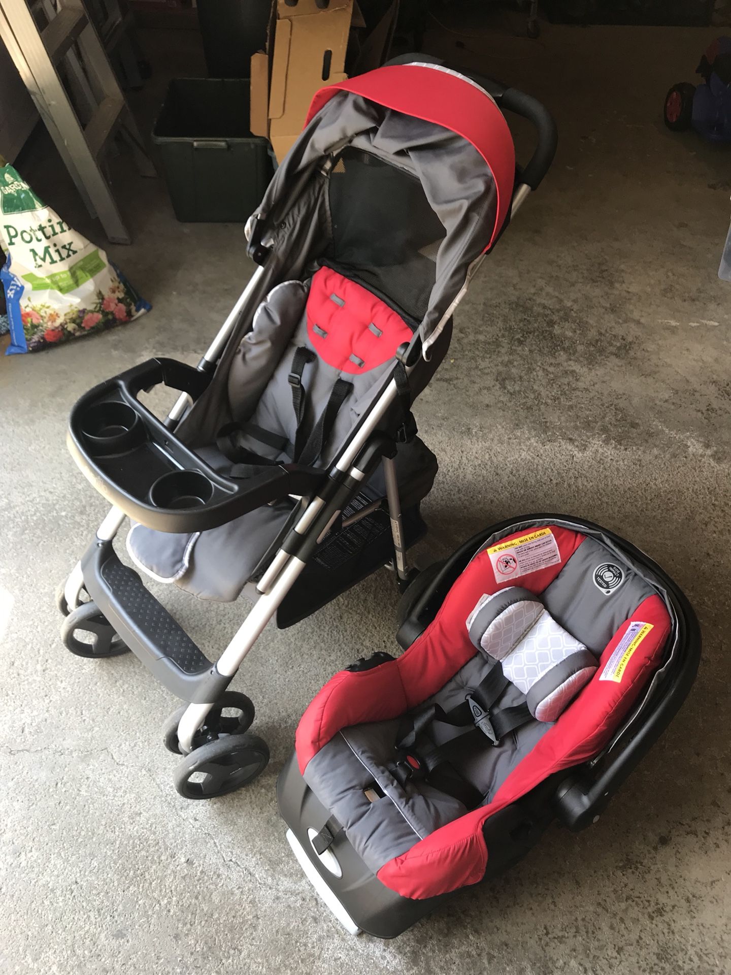 Evenflo Vive Travel System