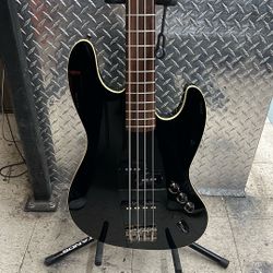 Fender Aerodyne J Bass Electric Jazz Bass Guitar w/ Case