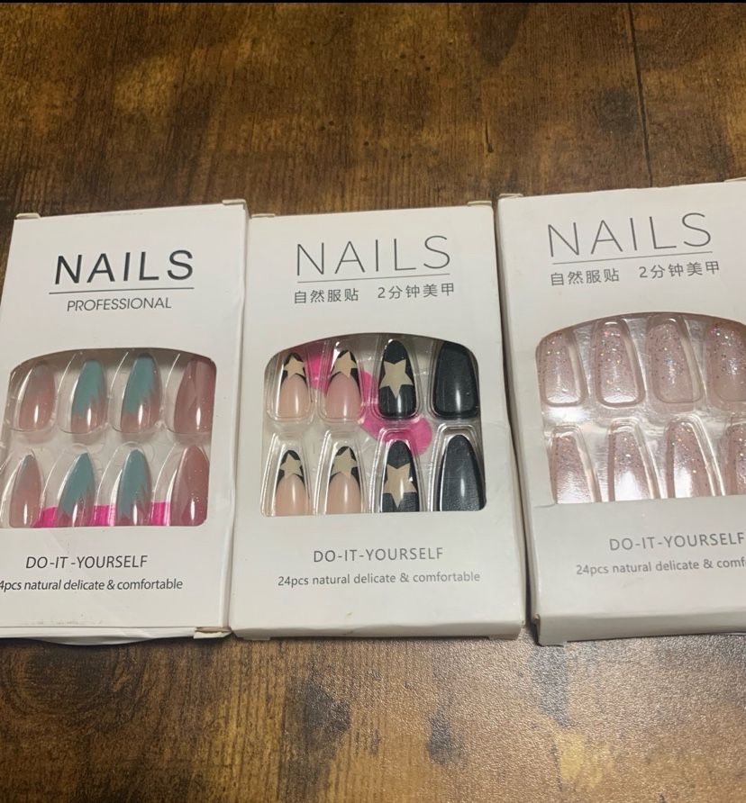 Set Of 3 Nails 