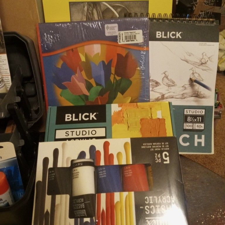  Art supplies