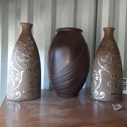 Beautiful Artistic Vase Creation Approx 16 In High