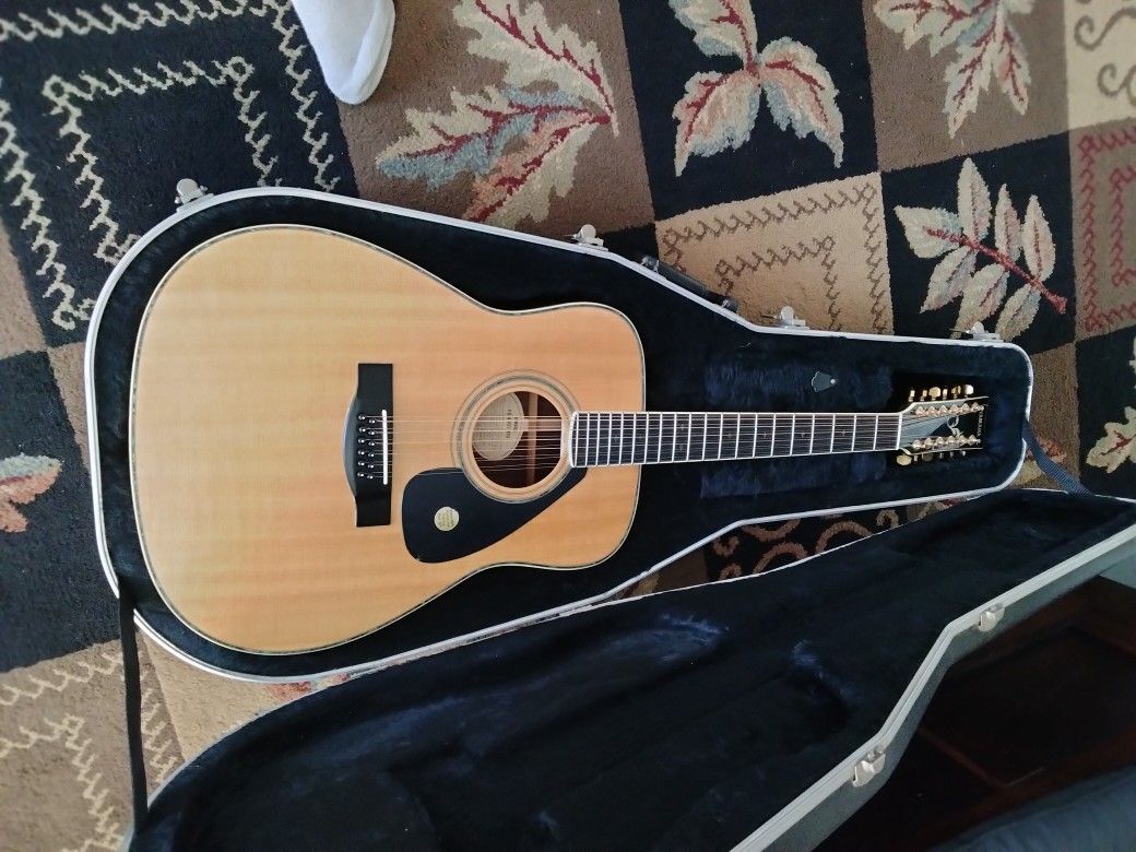 Yamaha 12-string Acoustic Guitar FG-460 S