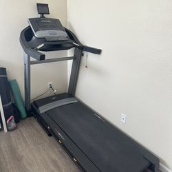 NordicTrack SMART C960I Treadmill with 1-Year iFit Membership