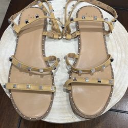 A New Day Beige Strappy Sandal Flats Ankle Strap Sandals Women's Shoes Size 8.5