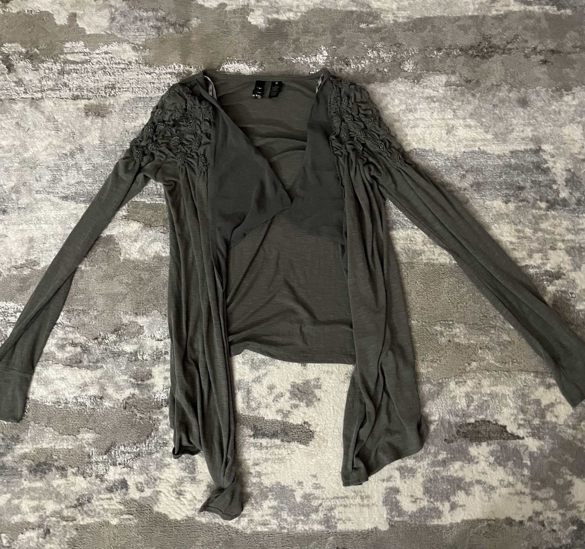 Bke Cardigan Size Medium