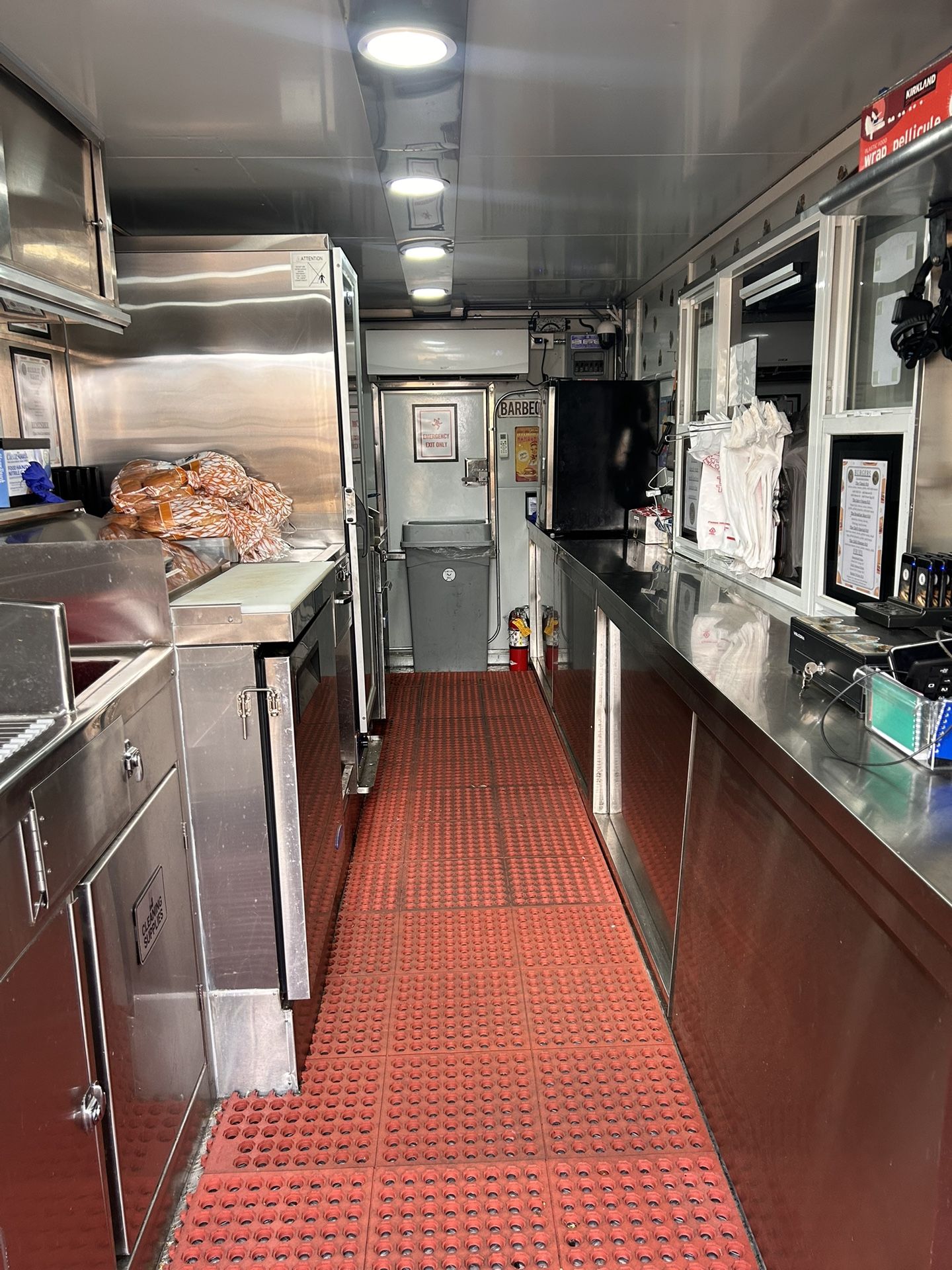 Permitted food trailer 18’
