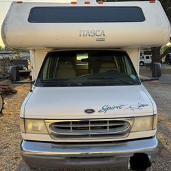 1998 Itasca Spirit Class C 31' Motorome