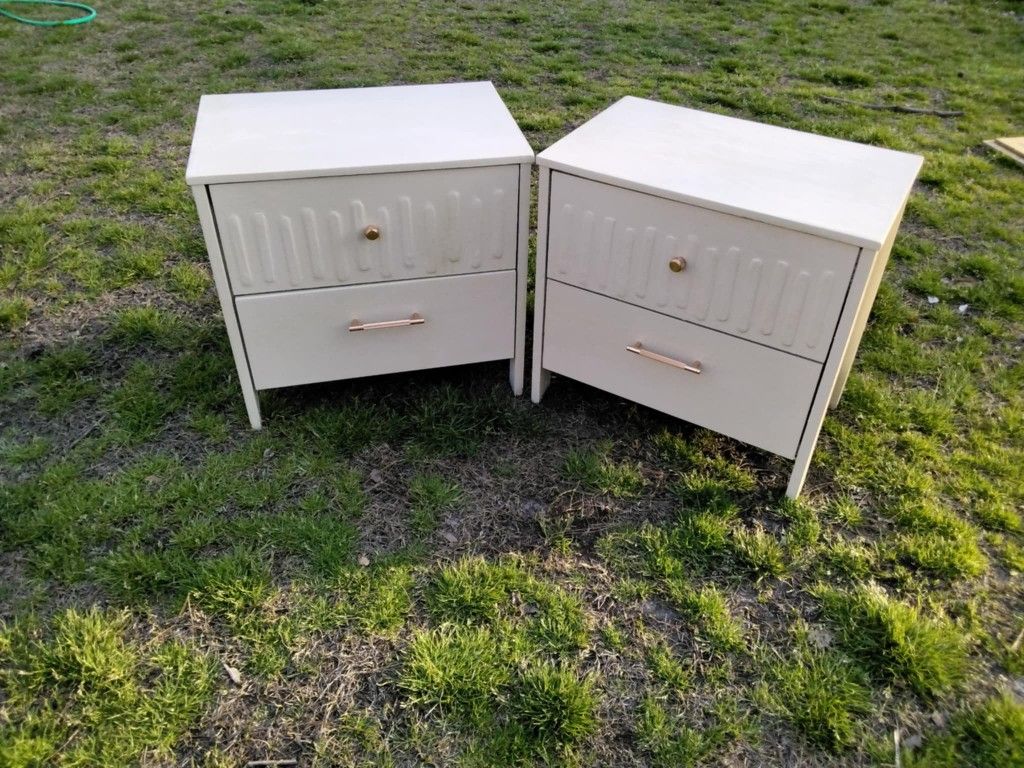 Rc-2 Almond Nightstands
