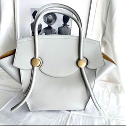 Duo Slingbag for Sale in Miami, FL - OfferUp