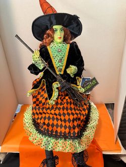 Halloween Broomstick Blvd Collectible Witch Doll-NWT