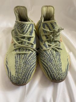 Yeezy 350 V2 Semi Frozen Yellow