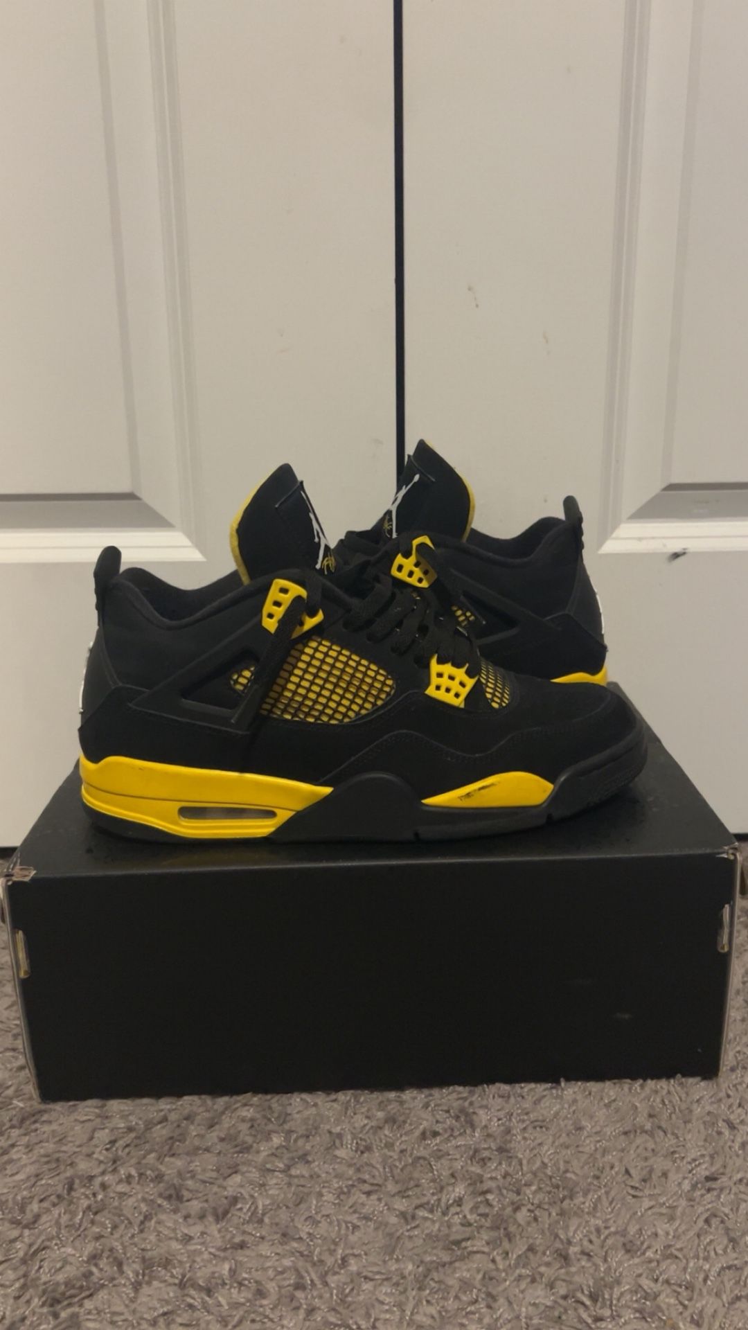 Yellow Thunder Jordan 4