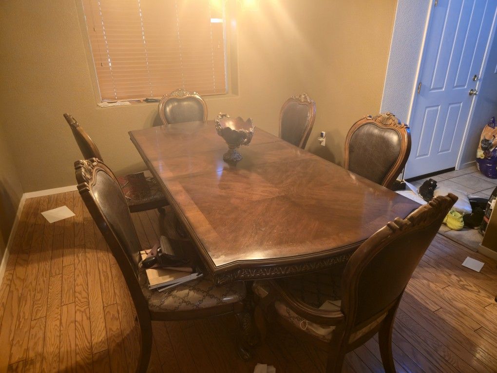 9ft Dining Table