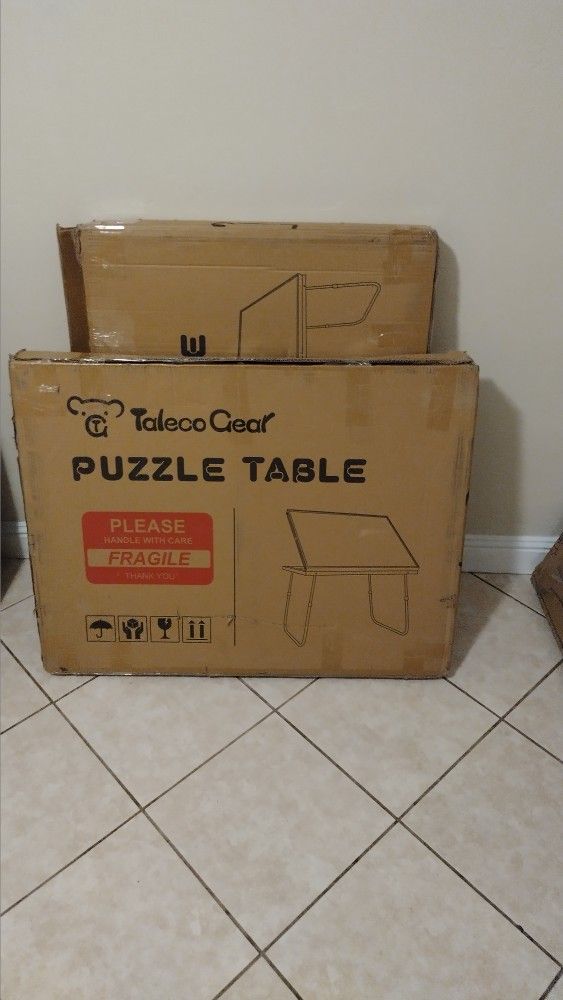 Talceo  Puzzle Table