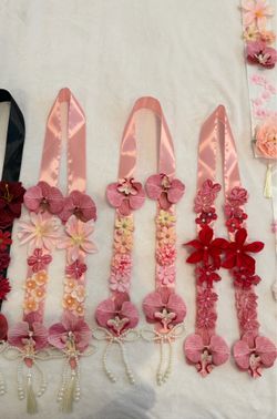 Graduation leis