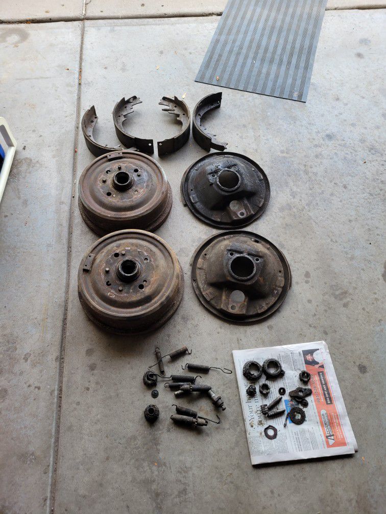 1962 CHEVY Impala SS Front Drum Brakes With Hardware 