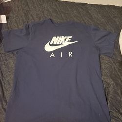 Large Navy Blue Nike Tee