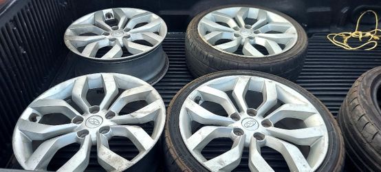 Hyundai Velostor Rims