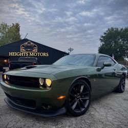 2019 Dodge Challenger Scat Pack – V8 Power, Super Clean