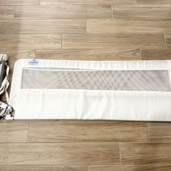 Regalo Hideaway Extra Long Bed Rail For Toddler- White 