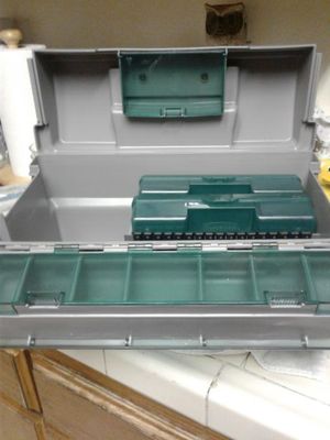 rubbermaid tackle box