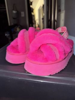 UGG Disco Cross "Taffy Pink" Women's Slide