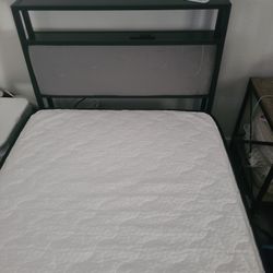 TWIN Size Bedframe W LED Light 