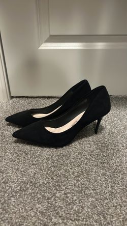 New Women's Black Pumps