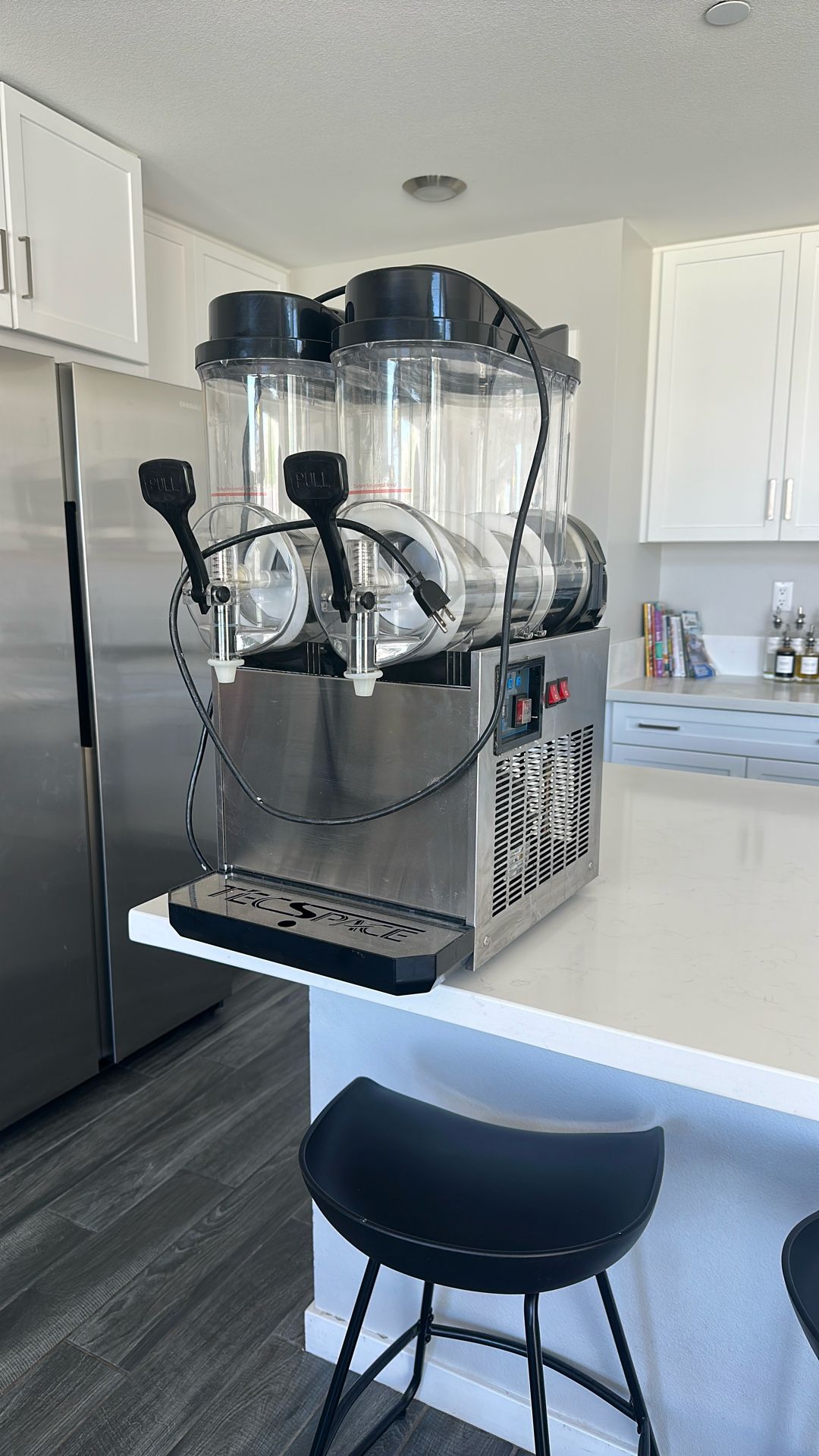 Slushy And Fresh Juice Machine