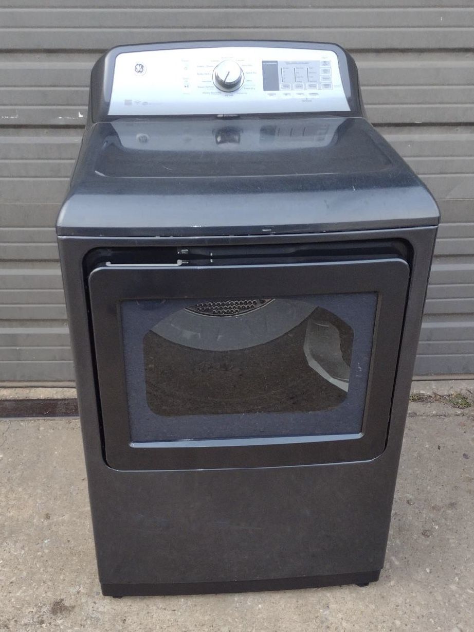 GE XXL Capacity Steam Refresh Electric Dryer (can deliver) 