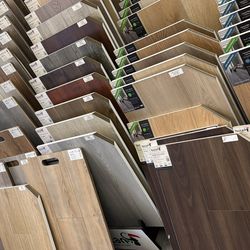 Pisos de vinyl & laminado $1.39 / flooring