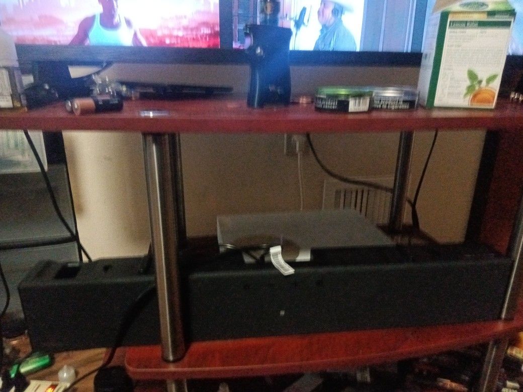 Samsung Sound Bar Works Like New