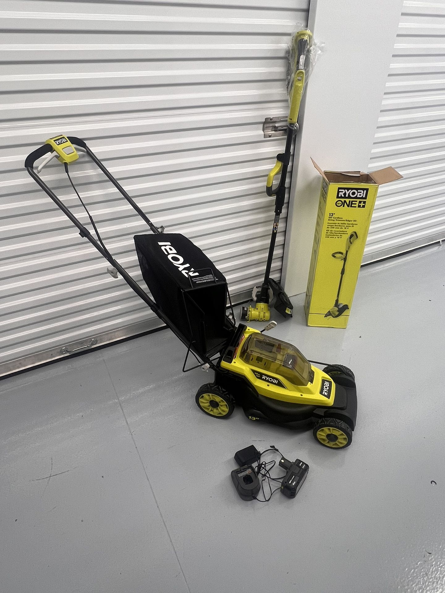 RYOBI ONE+ 18V 13 in. Cordless Battery Walk Behind Push Lawn Mower and 13 inch sting trimmer combo