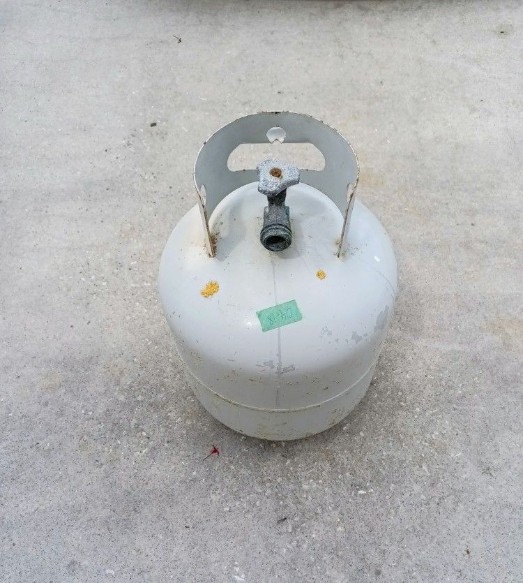 Empty 20 Lb Propane Tank With Fuel Gauge For Sale In Fort Myers FL empty-20-lb-propane-tank-with-fuel-gauge-for-sale-in-fort-myers-fl