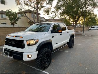 2014 Toyota tundra