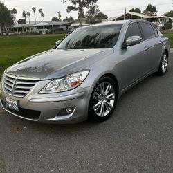 2010 Hyundai Genesis