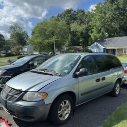 2005 Dodge Grand Caravan